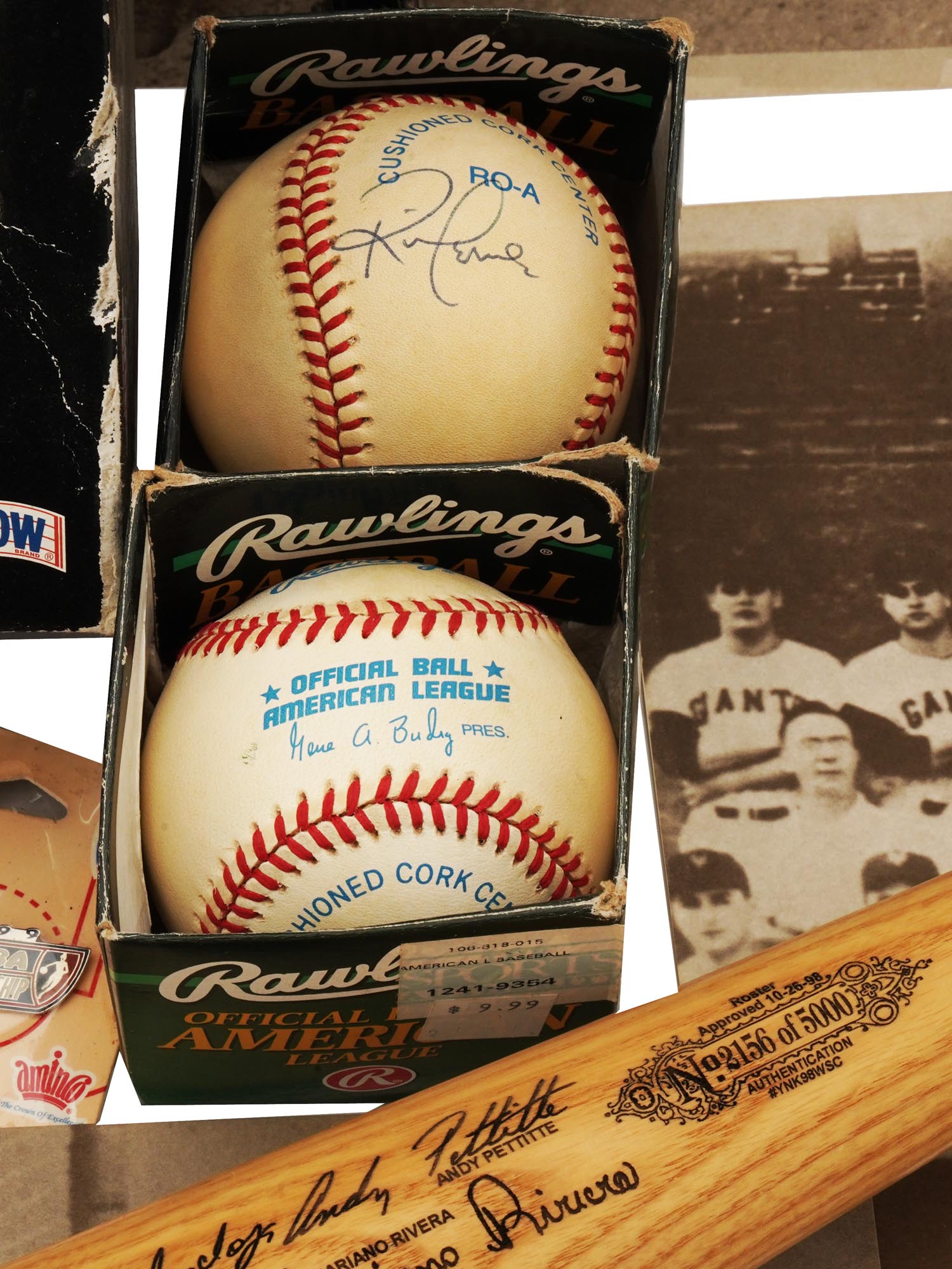 COLLECTION OF VINTAGE AMERICAN SPORTS MEMORABILIA PIC-5